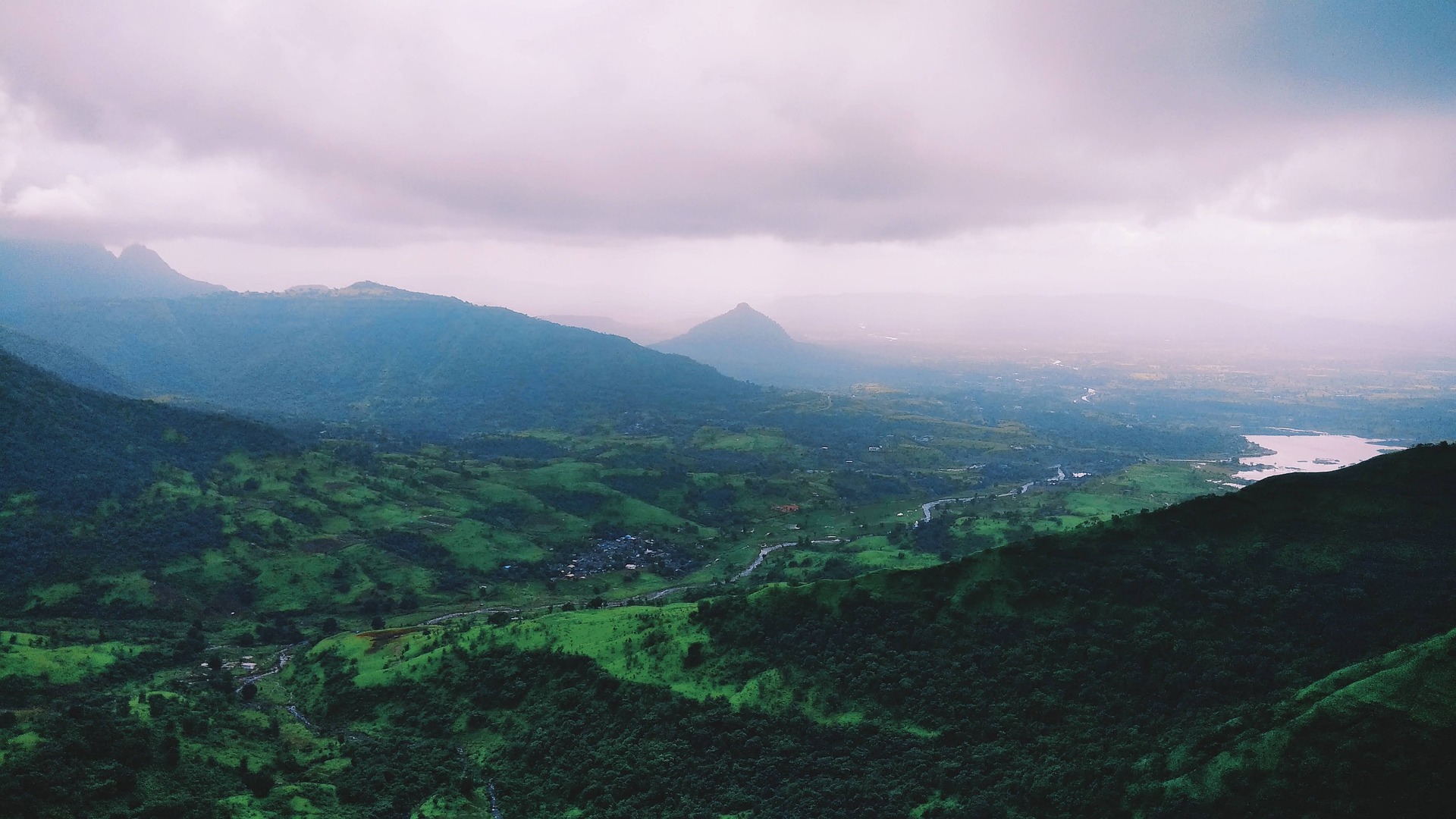 Top 5 Weekend Getaways From Mumbai (Under 200 km)